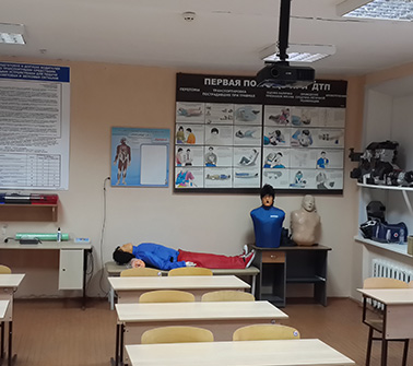 Автошкола ВОА - подготовка водителей автотранспортных средств категорий A, B. Переобучение с категории C на категорию B. Подготовка инструкторов по вождению.